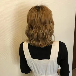 ミディアム 高橋 みく/ minim 暖色のヘアスタイル