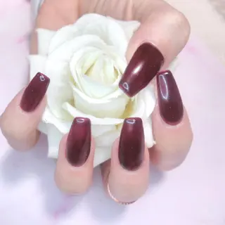 ネイル エステとネイル ローズコンフォートのネイルデザイン