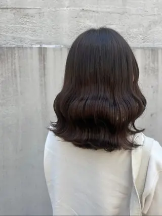 セミロング 優 ／表参道のヘアスタイル