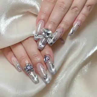 ネイル Maggie Nail🦩のネイルデザイン