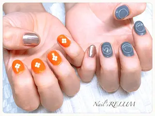 ネイル THECOLORS所属・近貞 莉奈のネイルデザイン