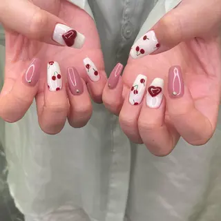 ネイル F. Lenaのネイルデザイン