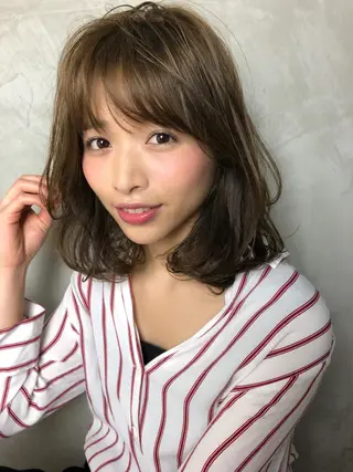 ミディアム パーマ RIANA/髪質改善 マンツーマンサロンのヘアスタイル
