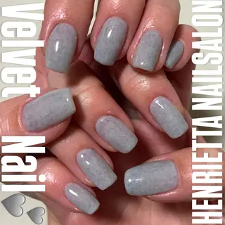 ネイル HENRIETTA NAILSALONのネイルデザイン