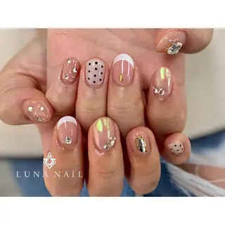 ネイル アトリエ　ミモザ所属・いまむら あかりのネイルデザイン