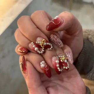 ネイル 栗田 ゆう子のネイルデザイン