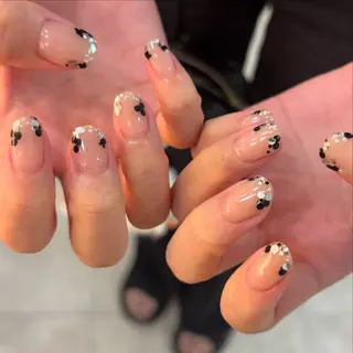 ネイル 栗田 ゆう子のネイルデザイン