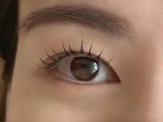 マツエク・マツパ Air+<PLUS>森下店所属・橋本 朋佳のマツエク・マツパデザイン