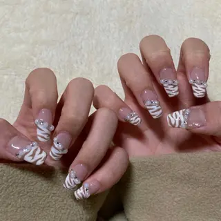 ネイル SALON ELVI.所属・SALON ELVI.のネイルデザイン