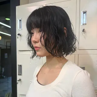 ミディアム カラー パーマ shin enom yuukaのヘアスタイル