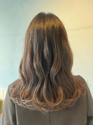 ロング なわた さきのヘアスタイル