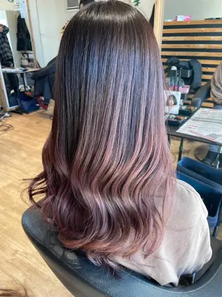 カラー 早川 真幸のヘアスタイル