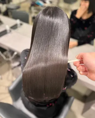 ロング 40代以上限定 縮毛矯正モデル募集中のヘアスタイル