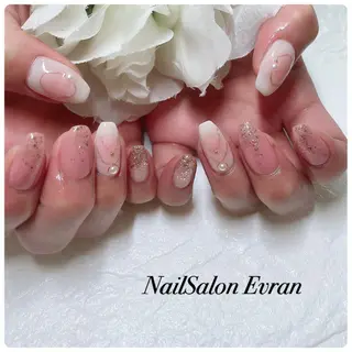 ネイル Nail salon Evranのネイルデザイン