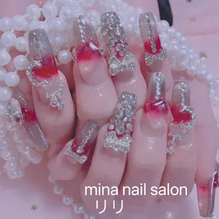 ネイル リリ 奈🎀のネイルデザイン