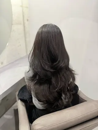 ロング 中原 栞奈のヘアスタイル