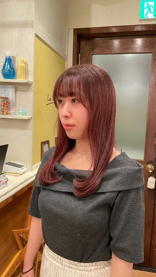 ミディアム ボブ/縮毛矯正/レイ ヤー♡Natsukiのヘアスタイル