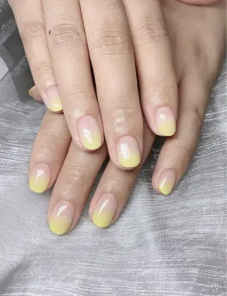 ネイル 高木 維麗絲のネイルデザイン