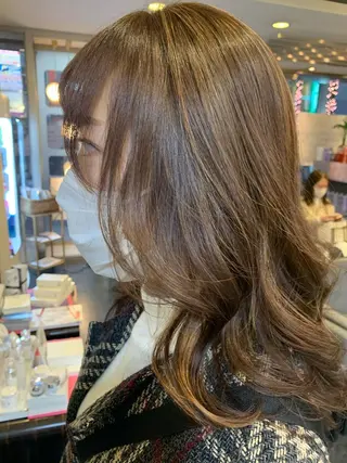 ロング カラー 平野 優奈のヘアスタイル