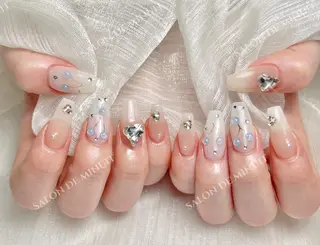 ネイル Momo 🤍のネイルデザイン