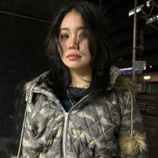 ミディアム mellow所属・顔周りデザイン/ ハイトーン/多田悠馬のヘアスタイル