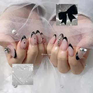 ネイル 𝓇𝒶𝓃𝒶𝓃 𝓃𝒶𝒾𝓁のネイルデザイン