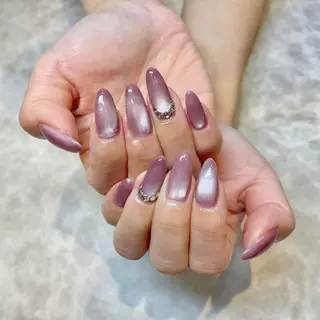 ネイル Ivy Beautysalon所属・アイビー 💅🌿のネイルデザイン