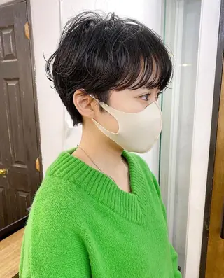 ショート パーマ 🫧艶ハイトーン ブリーチ🫧シモのヘアスタイル