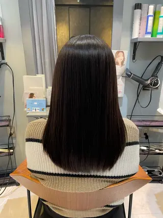 セミロング 銀座・有楽町 かけるのヘアスタイル