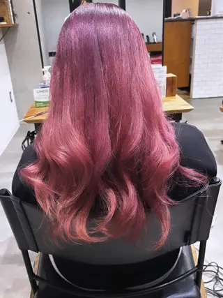 カラー オリタ ルカのヘアスタイル