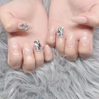 ネイル 個室ネイルサロンDolly  Girl〜ドーリーガール〜所属・DollyGirl KYOKOのネイルデザイン