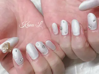 ネイル 芦辺 香奈のネイルデザイン