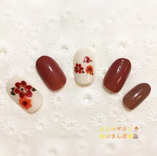 ネイル 森のさんぽ道所属・ショートネイル 森のさんぽ道のネイルデザイン