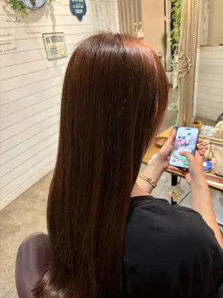 カラー コンドウ マナミのヘアスタイル