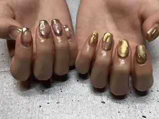 ミディアム watabe .のネイルデザイン