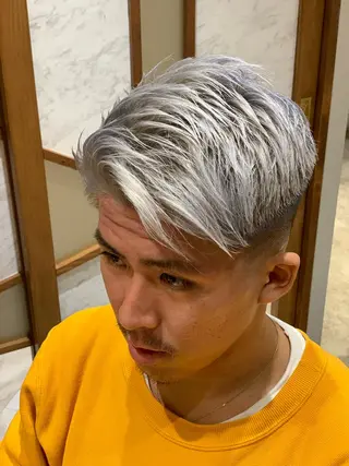 カラー 石井 潤のヘアスタイル