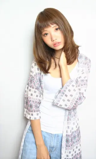 セミロング 河野 薫のヘアスタイル