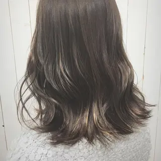 ミディアム カラー 山田 守のヘアスタイル