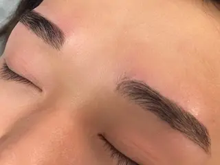 アイブロウ Monleve☆ erikaのマツエク・マツパデザイン