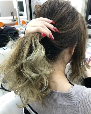 セミロング カラー 髪質改善 中川　翔のヘアスタイル