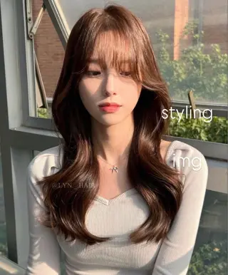 ロング ヘアアレンジ rinka／暖色 ブリーチのヘアスタイル