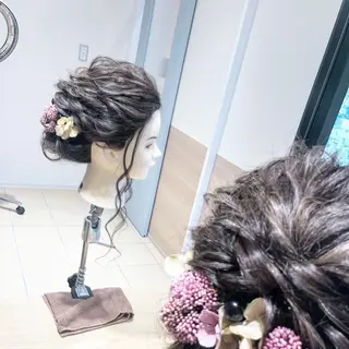 セミロング ヘアアレンジ 【GO TODAY SHAiRE SALON 心斎橋Edel店】所属・高橋 香澄のヘアスタイル