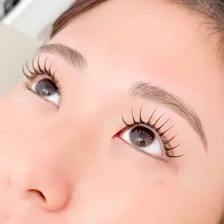 マツエク・マツパ eyelash&nail YUZUME所属・FUBUKI ☺︎YUZUME銀座の眉毛・アイブロウイメージ
