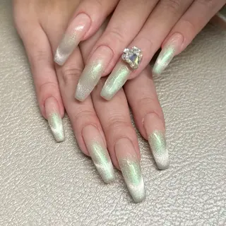 ネイル she nail studio所属・パラジェル/スカルプ salonOerbaのネイルデザイン