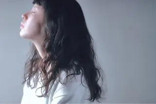 セミロング ロング パーマ 川間 将彦のヘアスタイル