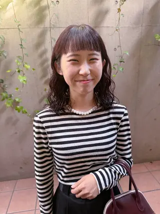 ミディアム パーマ 大橋 芽衣のヘアスタイル