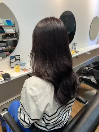 カラー イシイ ハルナ 🤍のヘアスタイル
