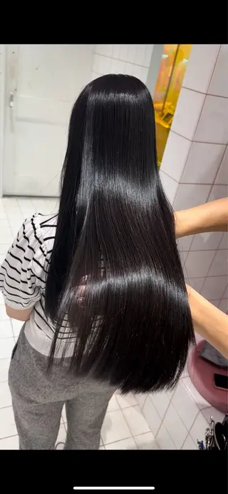 ロング Lond luce所属・郁弥モテショート💕 髪質改善ストレートのヘアスタイル