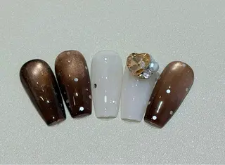 ネイル CHERIR Emiのネイルデザイン