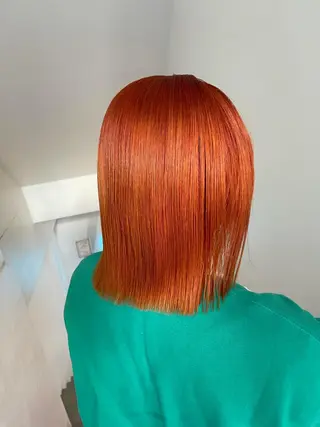 カラー 🎀ボブ＋ハイトーン シュカ👶🏻のヘアスタイル